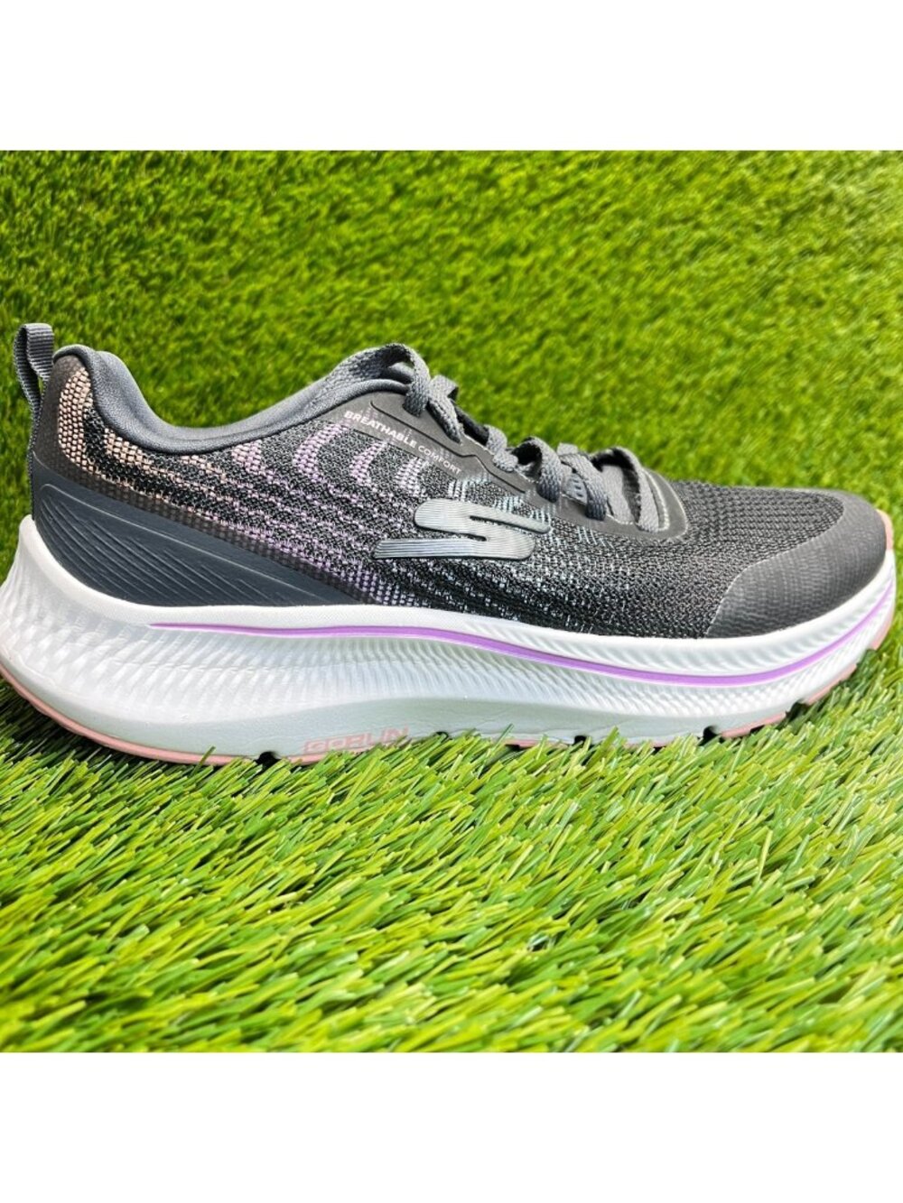 Skechers Go Run Consistent 2.0 Womens Size 8 Black White Athletic Shoes Sneakers